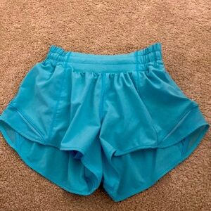 Perfect lulu shorts!missing elastic